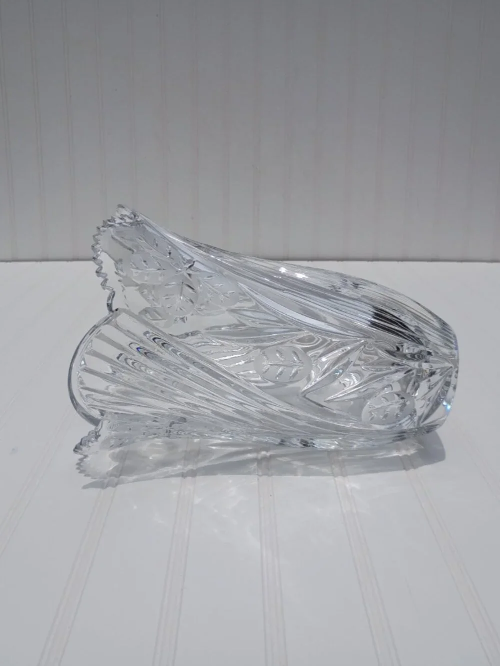 Vintage Heavy Crystal Vase Frosted Leaf Floral Pattern 10